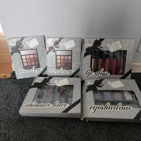 ELF Other - Huge Elf make-up lot